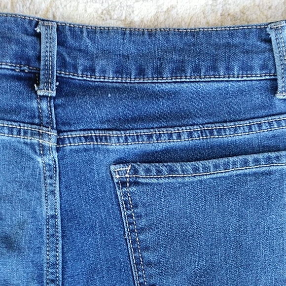 No Boundaries Distressed Bootcut Jeans - Picture 10 of 15